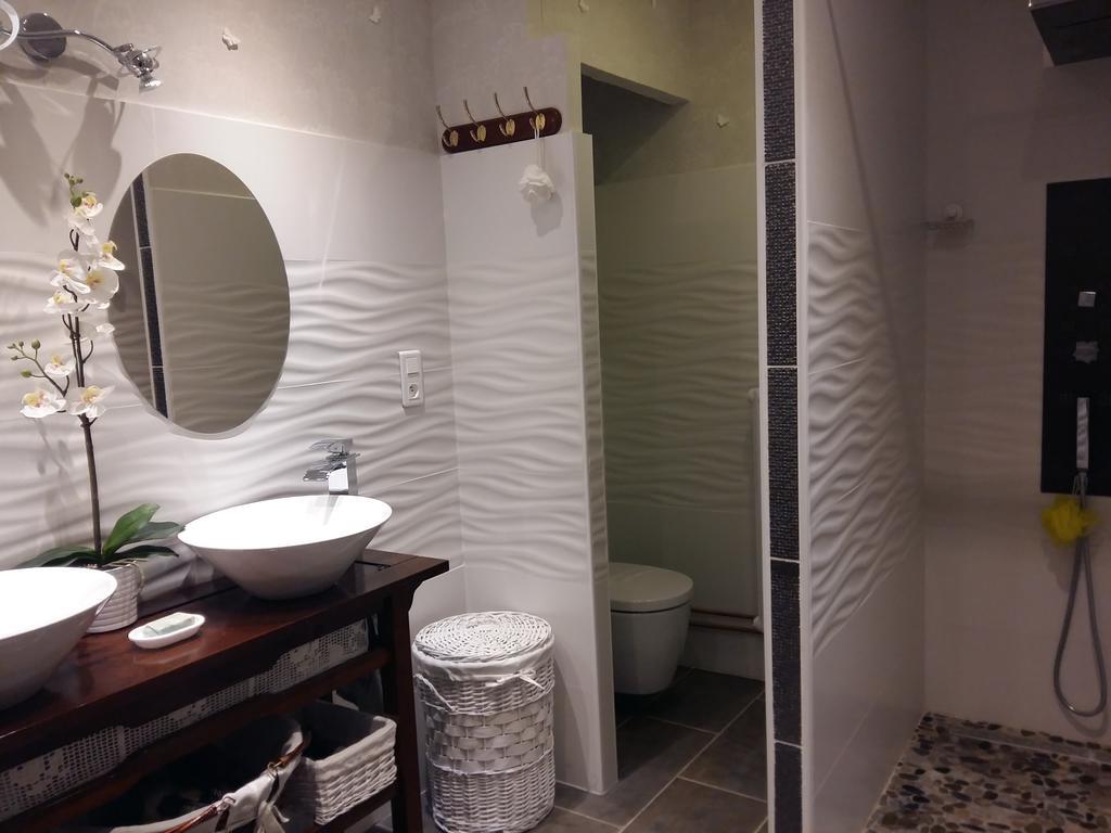 Pause Campagne - Chambres D'Hotes Pouy-de-Touges 外观 照片